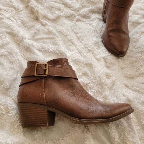 Charlotte Russe Dark Brown Low Heel Booties - Picture 3 of 11